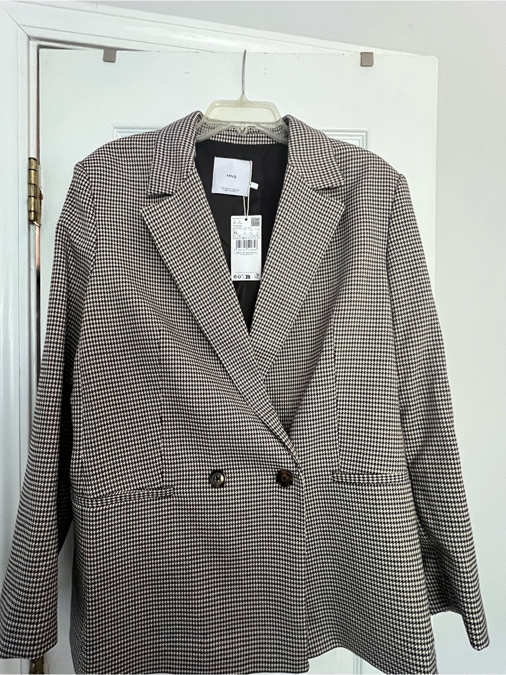 Mango Women's Houndstooth Double-Breasted Blazer in Black & White